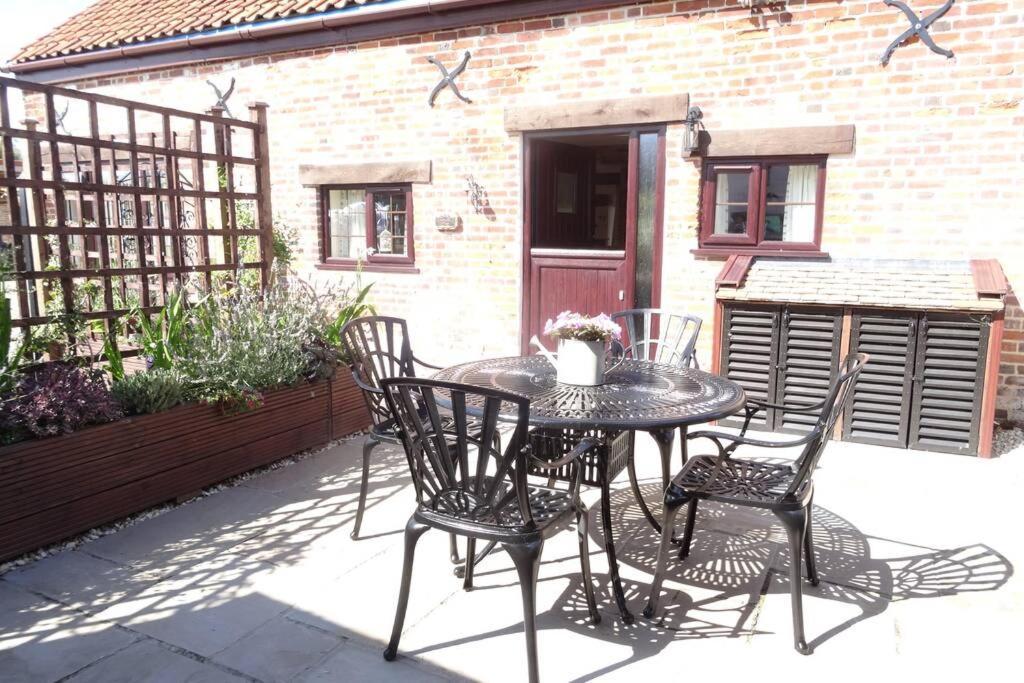 Lowlands Cottage Beccles Eksteriør billede