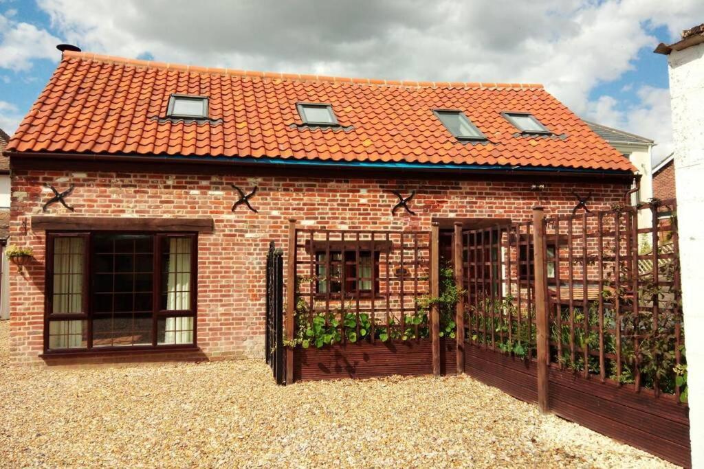 Lowlands Cottage Beccles Eksteriør billede