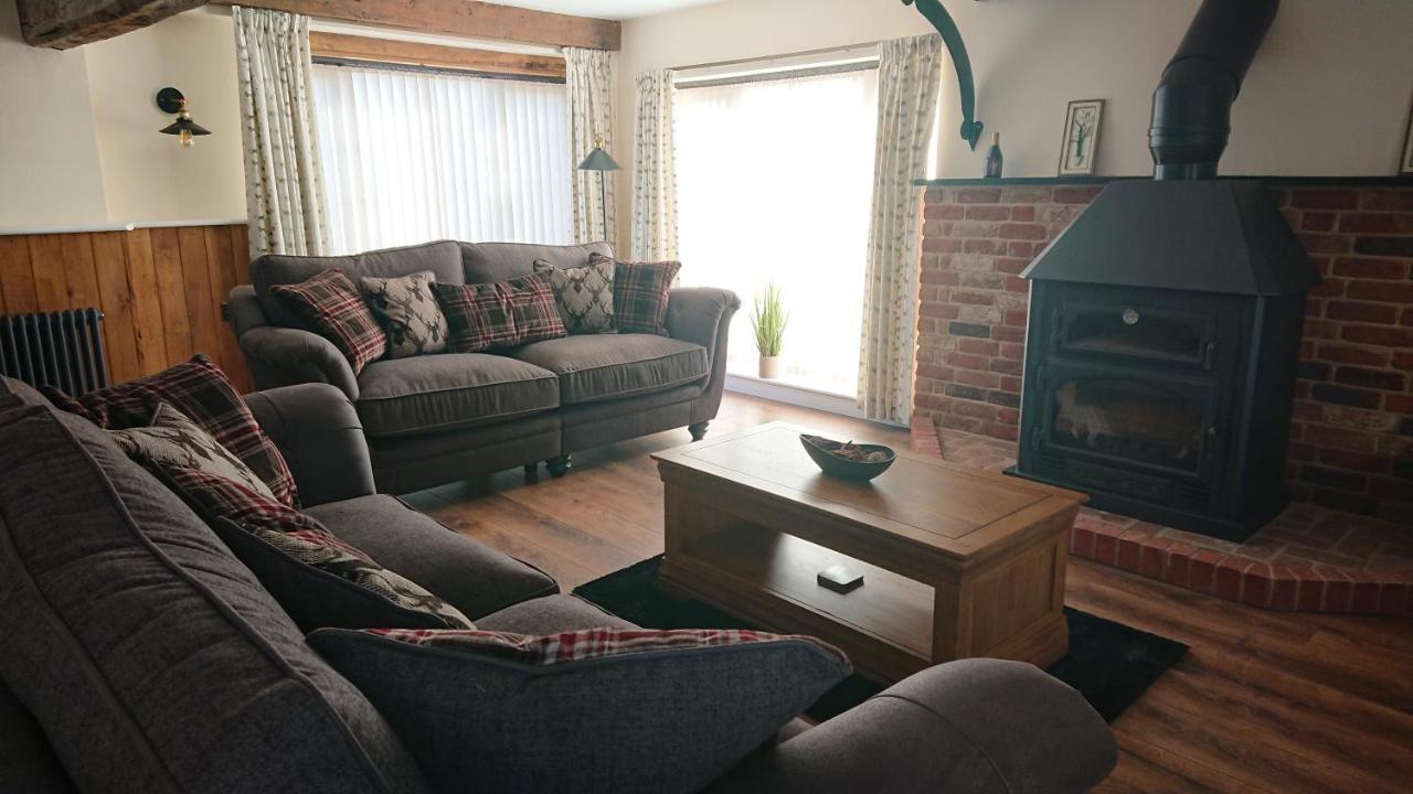 Lowlands Cottage Beccles Eksteriør billede